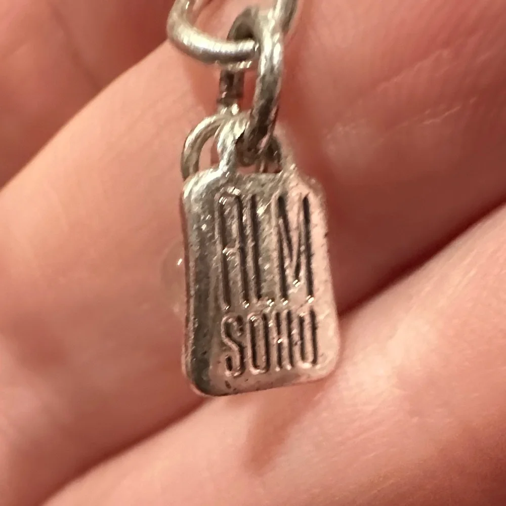 NWT: Robert Lee Morris Mixed Metal Hammered Silver and Gold Link Necklace - Picture 3 of 7